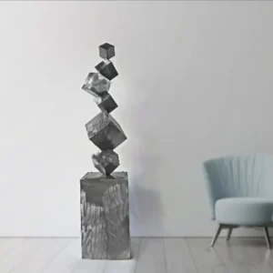 Escultura de cubos de acero jaspeado lacado trasparente de 1.800 de altura
